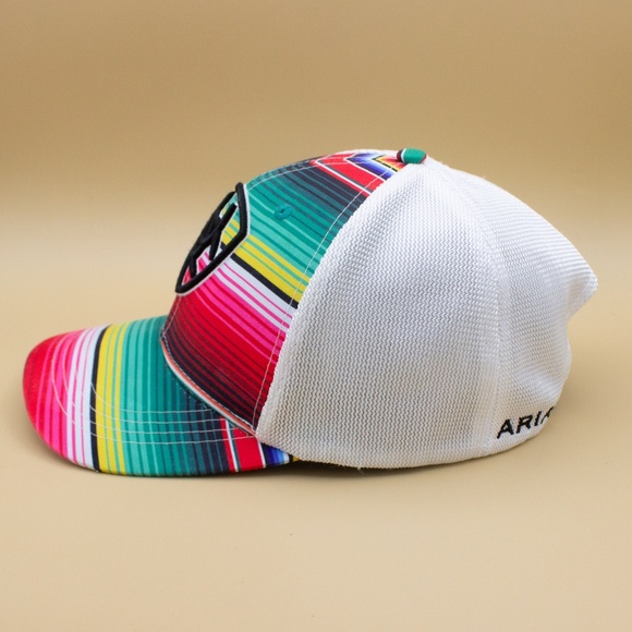 Ariat Serape Striped Mesh Snap Back Baseball Cap Women's Size OSFM - Picture 2 of 7